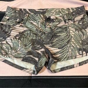 Hurley Palm-Print Low-Rise Shorts in Gray & Green